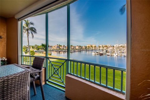 Condominio en venta en Punta Gorda, Florida, 2 dormitorios, 107.3 m2 № 2157312 - foto 27