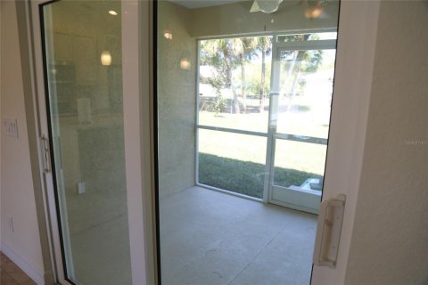 Villa ou maison à vendre à North Port, Floride: 3 chambres, 112.88 m2 № 2092871 - photo 11
