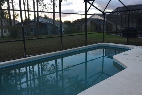 Casa en alquiler en Kissimmee, Florida, 4 dormitorios, 143.63 m2 № 1767079 - foto 4
