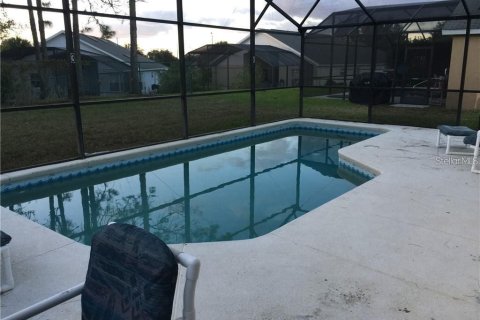 Casa en alquiler en Kissimmee, Florida, 4 dormitorios, 143.63 m2 № 1767079 - foto 5
