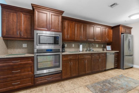 Condo in Wilton Manors, Florida, 2 bedrooms  № 2083643 - photo 29