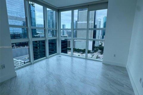 Condo in Miami, Florida, 1 bedroom  № 1985708 - photo 4