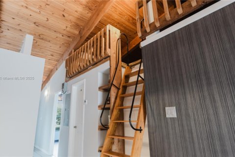 Купить виллу или дом в Пемброк-Пайнс, Флорида 2 спальни, 111.11м2, № 1929888 - фото 26