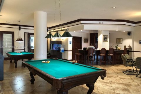 Condo in Miami, Florida, 1 bedroom  № 2086497 - photo 15