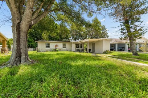 Casa en Tampa, Florida 3 dormitorios, 82.5 m2 № 2297056