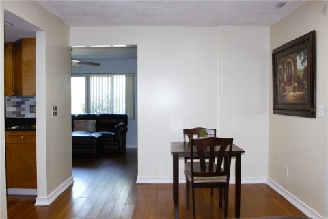 House in Holiday, Florida 3 bedrooms, 144.93 sq.m. № 1775671 - photo 22