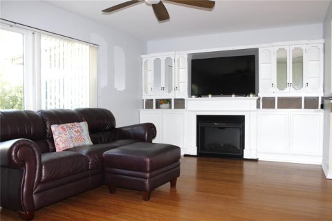 House in Holiday, Florida 3 bedrooms, 144.93 sq.m. № 1775671 - photo 27