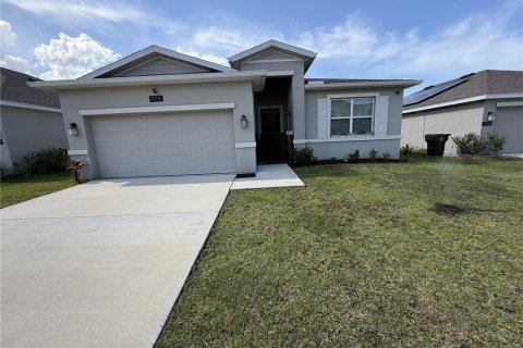 House in Daytona Beach, Florida 4 bedrooms, 195.93 sq.m. № 2233991