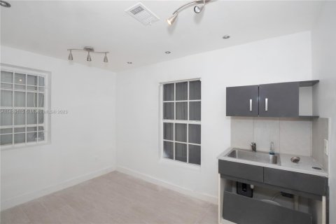 Immobilier commercial à vendre à Miami Beach, Floride № 1703464 - photo 22