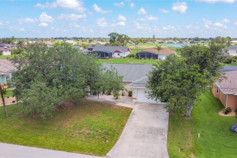 House in Rotonda, Florida 3 bedrooms, 167.69 sq.m. № 1800350 - photo 8