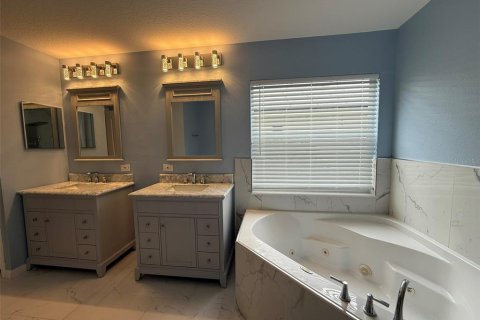 House in Oldsmar, Florida 3 bedrooms, 188.59 sq.m. № 1905313 - photo 19