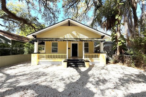 Villa ou maison à Tampa, Floride 3 chambres, 106.47 m2 № 2047285