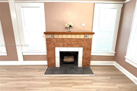 Villa ou maison à vendre à Tampa, Floride: 3 chambres, 106.47 m2 № 2047285 - photo 9