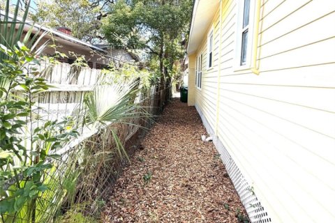 Villa ou maison à vendre à Tampa, Floride: 3 chambres, 106.47 m2 № 2047285 - photo 23