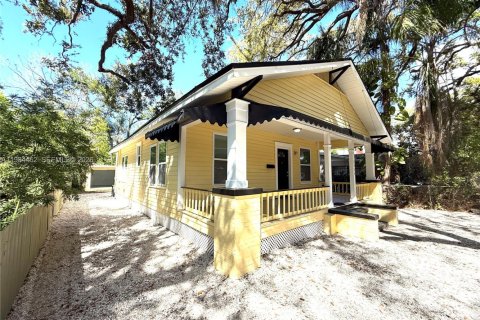 Villa ou maison à vendre à Tampa, Floride: 3 chambres, 106.47 m2 № 2047285 - photo 5
