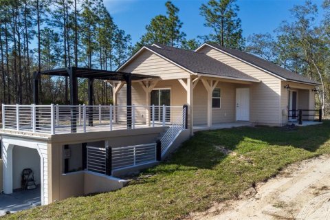 House in Dunnellon, Florida 3 bedrooms, 124.02 sq.m. № 2097479