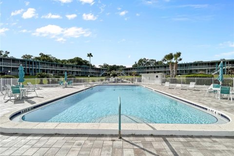 Condo in Lakeland, Florida, 2 bedrooms № 2232595 - photo 25