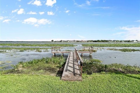 Condo in Lakeland, Florida, 2 bedrooms № 2232595 - photo 26