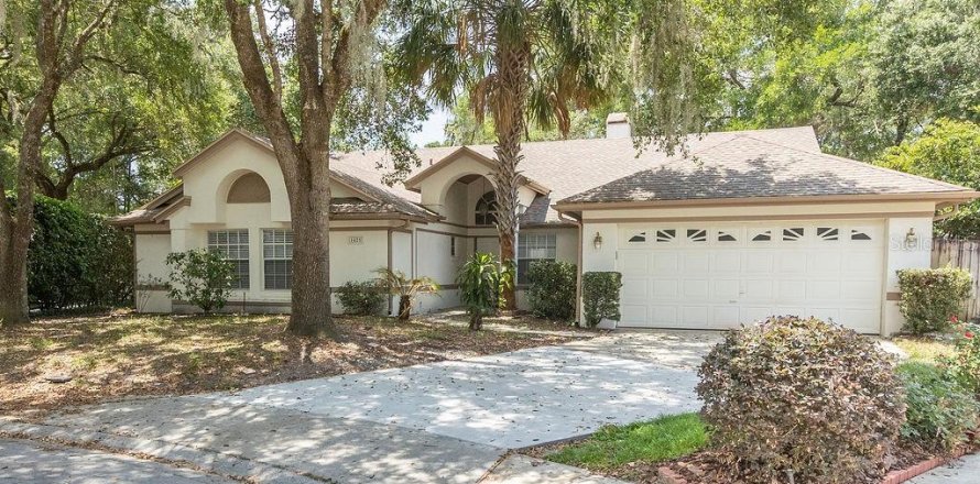 Villa ou maison à DeLand, Floride 4 chambres, 222.87 m2 № 1759484