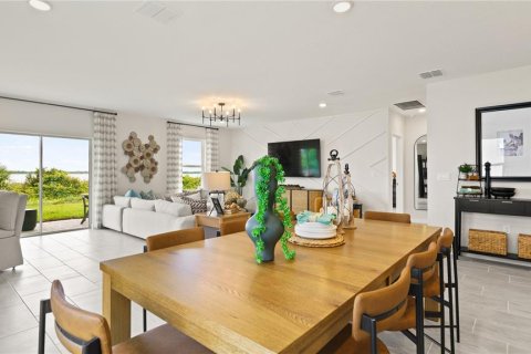 Villa ou maison à vendre à Haines City, Floride: 4 chambres, 191.47 m2 № 2400079 - photo 10