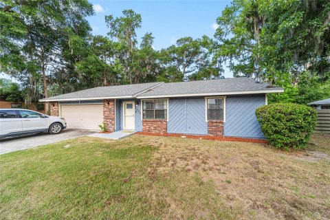 Casa en Ocala, Florida 3 dormitorios, 125.42 m2 № 2121134