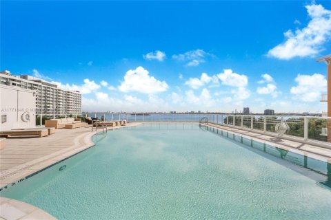 Condo in Miami, Florida, 2 bedrooms  № 1708545 - photo 20