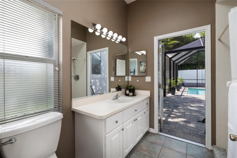 House in Palm Harbor, Florida 4 bedrooms, 202.16 sq.m. № 1883086 - photo 28
