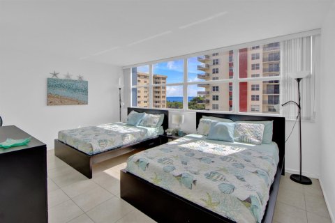 Copropriété à vendre à Hollywood, Floride: 2 chambres, 116.31 m2 № 2370215 - photo 16