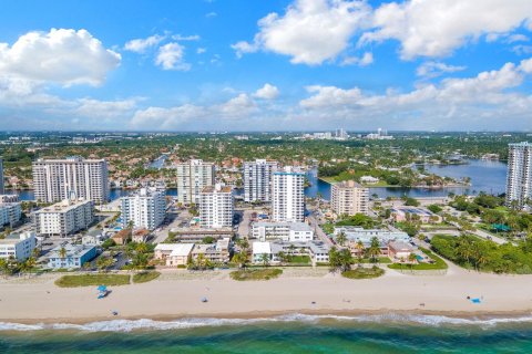 Copropriété à vendre à Hollywood, Floride: 2 chambres, 116.31 m2 № 2370215 - photo 5