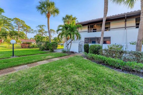Condo in Bradenton, Florida, 2 bedrooms  № 1918363 - photo 1