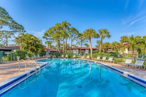 Condo in Bradenton, Florida, 2 bedrooms  № 1918363 - photo 30