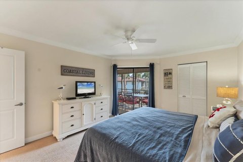 Condo in Bradenton, Florida, 2 bedrooms  № 1918363 - photo 15
