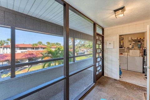 Condo in Bradenton, Florida, 2 bedrooms  № 1918363 - photo 22