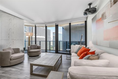 Condominio en alquiler en Miami, Florida, 2 dormitorios, 107.02 m2 № 1998044 - foto 8