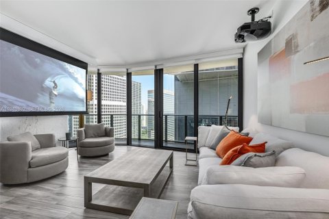 Condominio en alquiler en Miami, Florida, 2 dormitorios, 107.02 m2 № 1998044 - foto 9