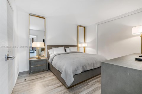 Condominio en alquiler en Miami, Florida, 2 dormitorios, 107.02 m2 № 1998044 - foto 25