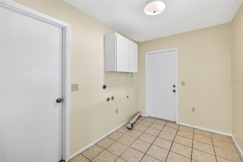 House in Spring Hill, Florida 2 bedrooms, 99.78 sq.m. № 1873966 - photo 26