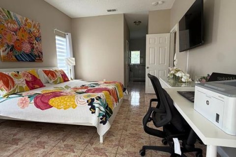 Casa en alquiler en Kissimmee, Florida, 4 dormitorios, 163.32 m2 № 1879548 - foto 18