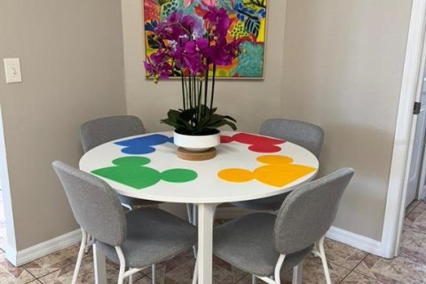 Casa en alquiler en Kissimmee, Florida, 4 dormitorios, 163.32 m2 № 1879548 - foto 11