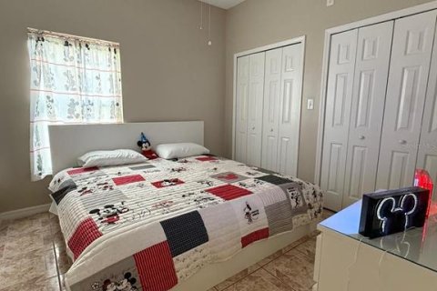 Casa en alquiler en Kissimmee, Florida, 4 dormitorios, 163.32 m2 № 1879548 - foto 20