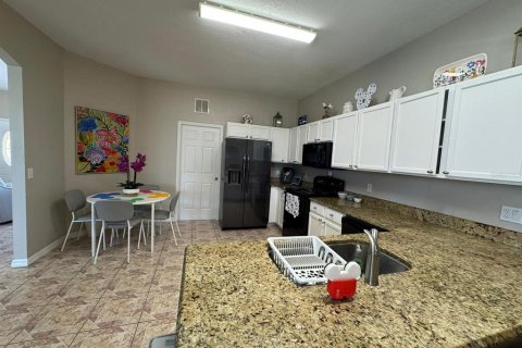 Casa en alquiler en Kissimmee, Florida, 4 dormitorios, 163.32 m2 № 1879548 - foto 10