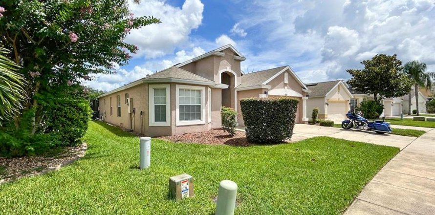 Villa ou maison à Davenport, Floride 4 chambres, 171.87 m2 № 1815894