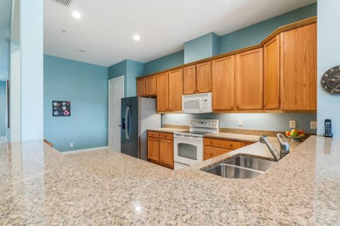 Condo in Vero Beach, Florida, 3 bedrooms № 2186930 - photo 19