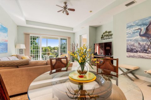 Condo in Vero Beach, Florida, 3 bedrooms № 2186930 - photo 15