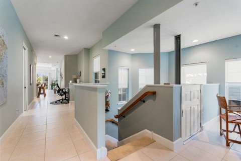 Condo in Vero Beach, Florida, 3 bedrooms № 2186930 - photo 8