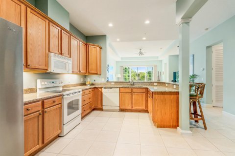 Condo in Vero Beach, Florida, 3 bedrooms № 2186930 - photo 17
