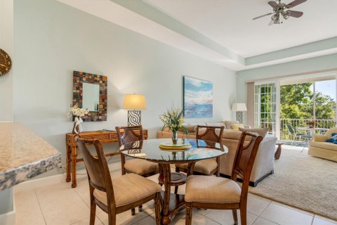 Condo in Vero Beach, Florida, 3 bedrooms № 2186930 - photo 14
