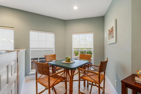 Condo in Vero Beach, Florida, 3 bedrooms № 2186930 - photo 9