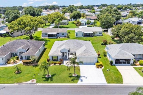 House in Lakeland, Florida 3 bedrooms, 186.36 sq.m. № 1919920 - photo 9