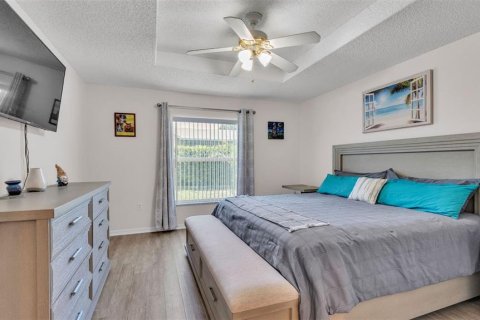 House in Lakeland, Florida 3 bedrooms, 186.36 sq.m. № 1919920 - photo 27